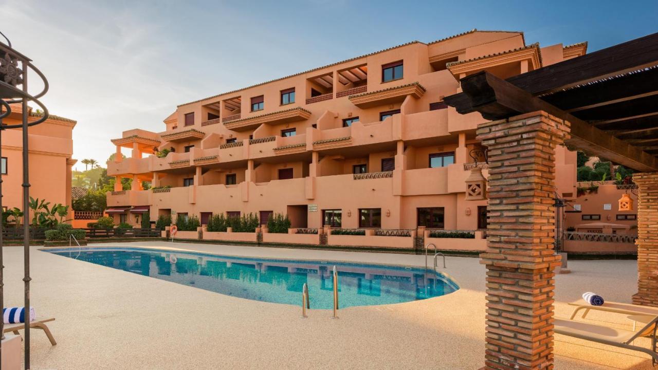 Royal Marbella Golf Resort Estepona Exteriör bild