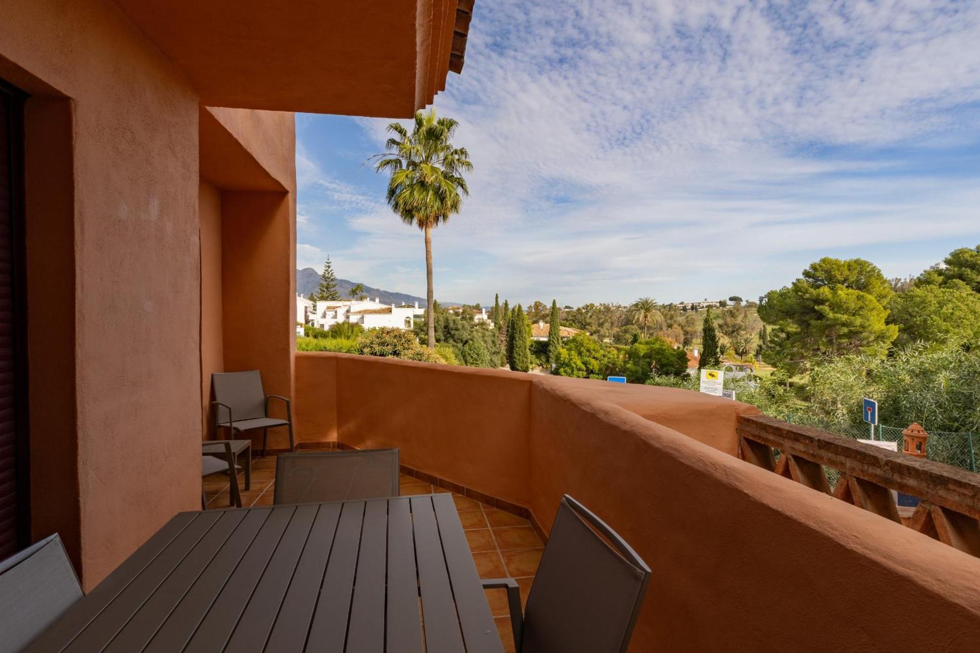 Royal Marbella Golf Resort Estepona Exteriör bild