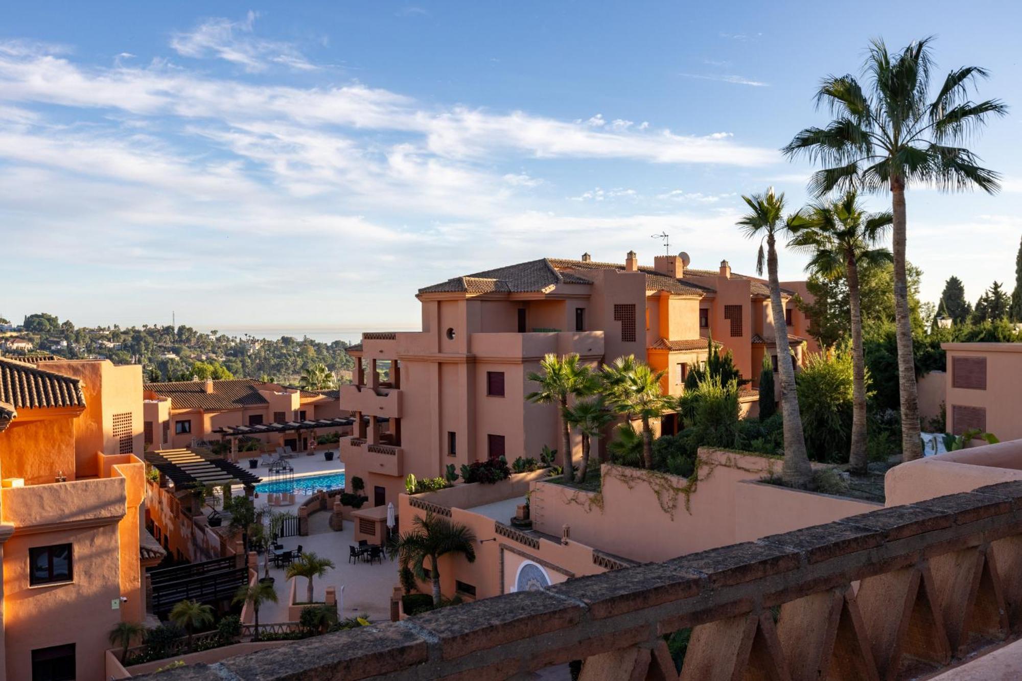 Royal Marbella Golf Resort Estepona Exteriör bild
